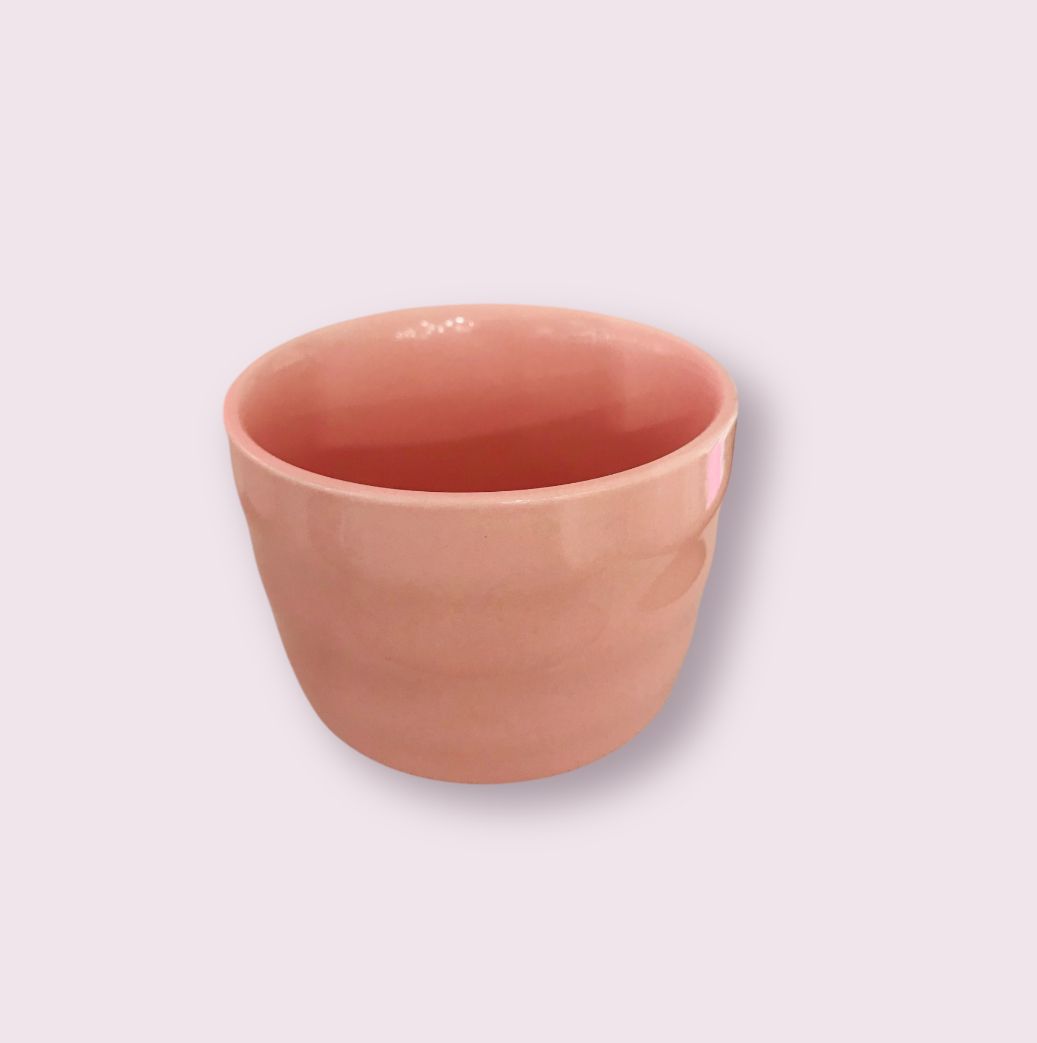 Tasse a thé rayée rouge