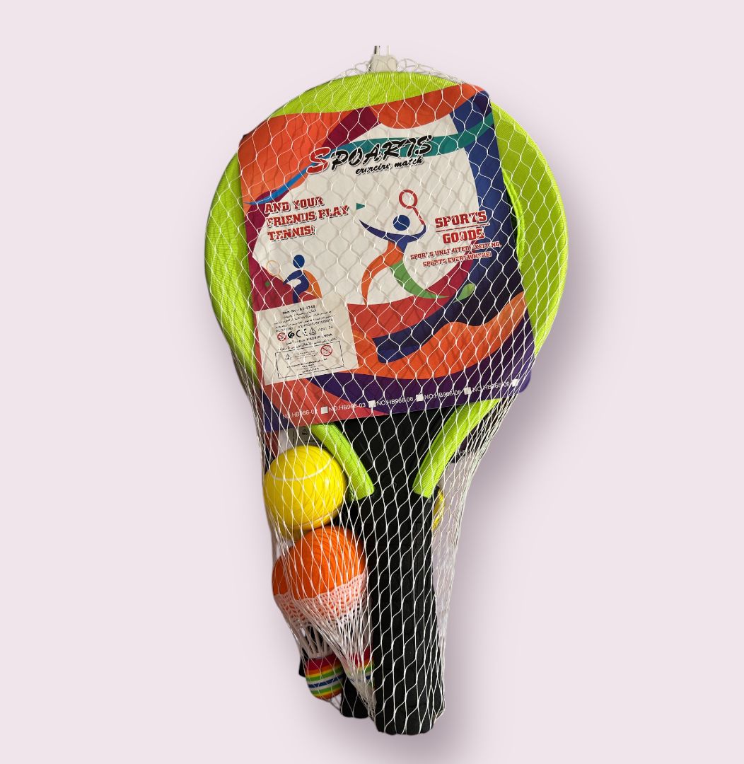 Raquette tennis + 2 balle