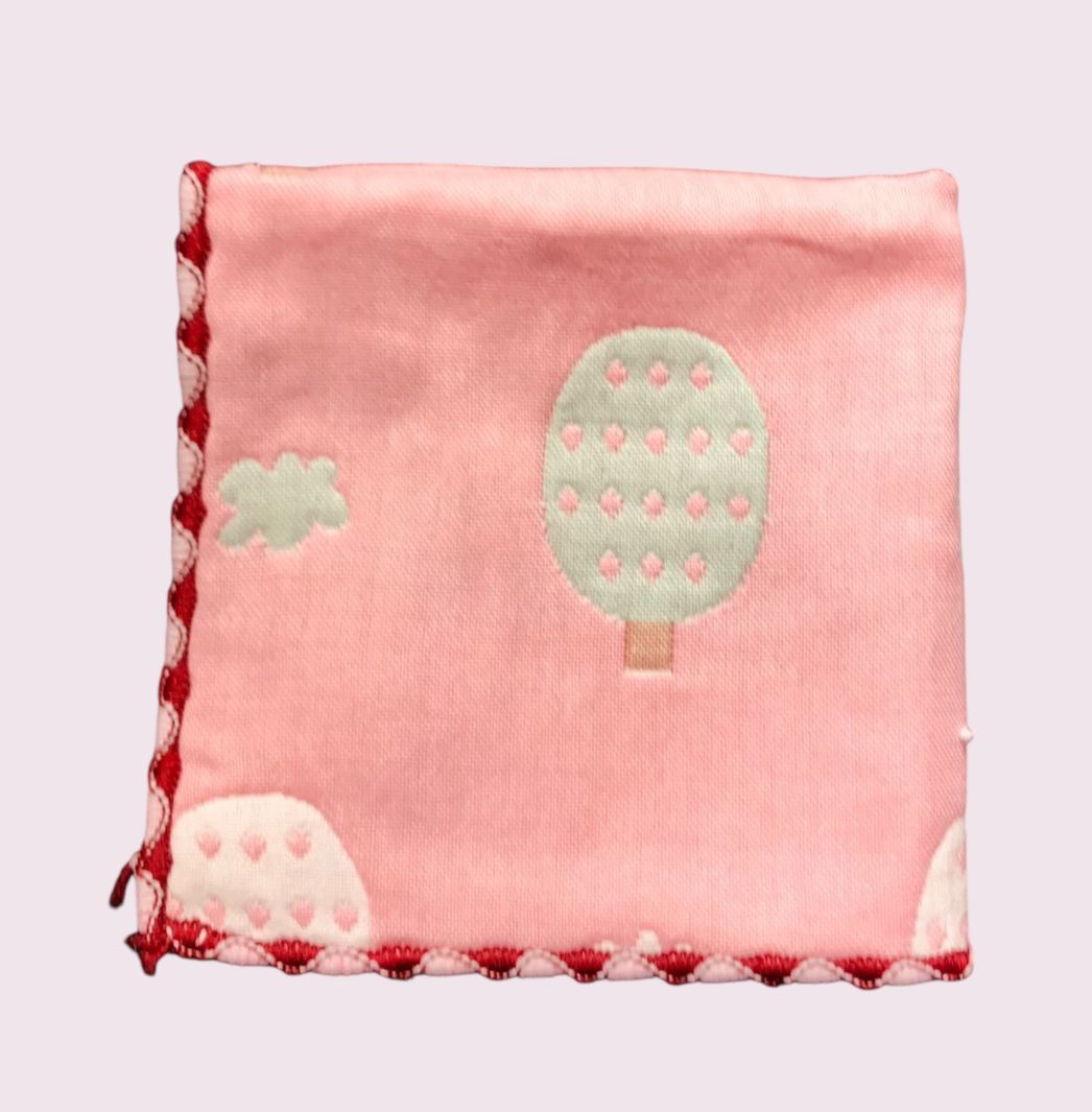 Serviette carrée en gaze a quatre couches